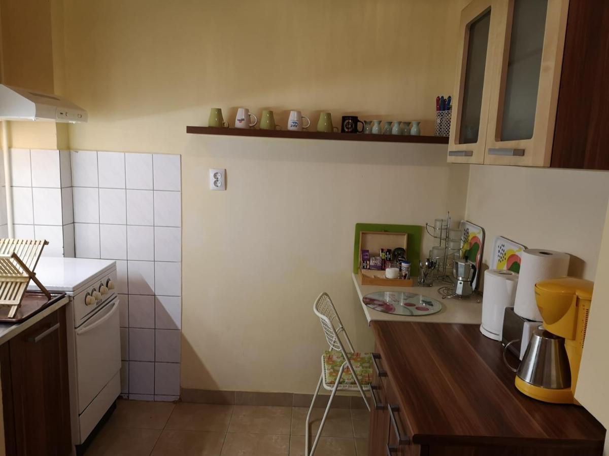 Veva Apartman - Eger Maganszallashely Exterior foto
